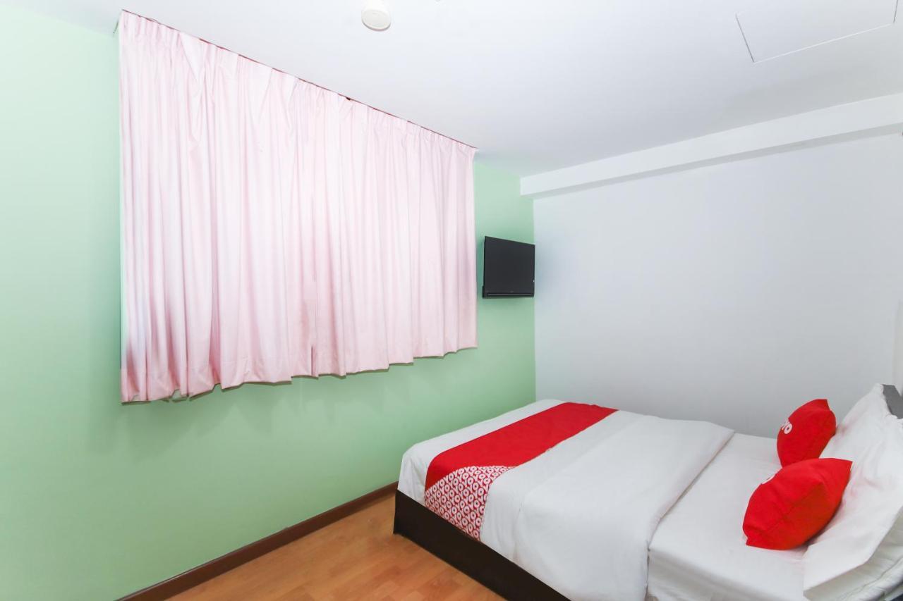 Super Oyo 90345 Tm Hotel Ampang  Εξωτερικό φωτογραφία